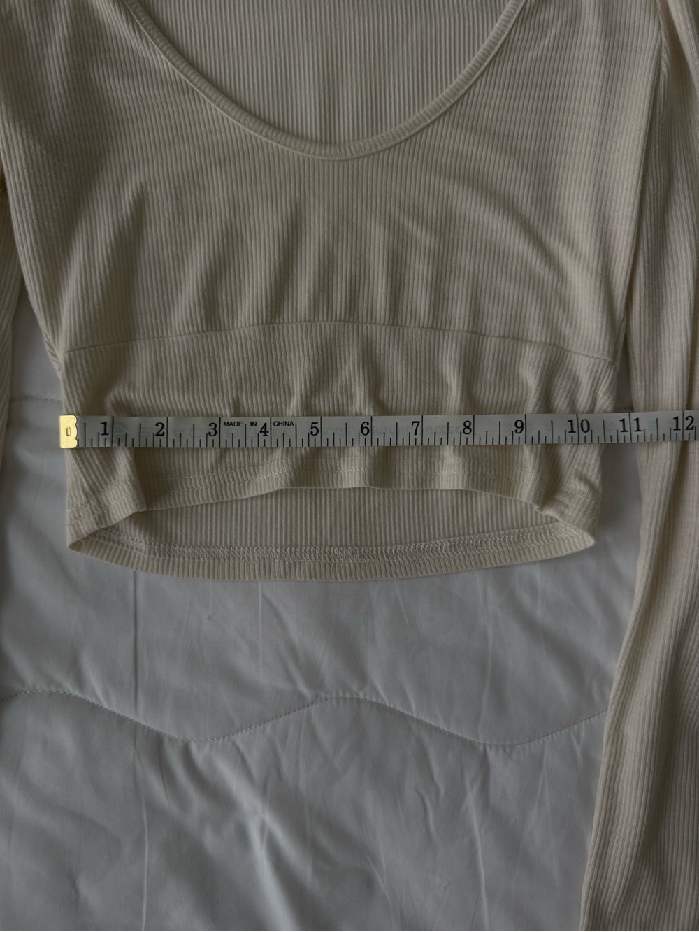 Cropped Long Sleeve - Picture 2 of 4